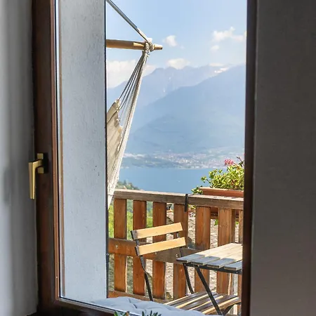 Alba Apartament Livo (Lombardy)